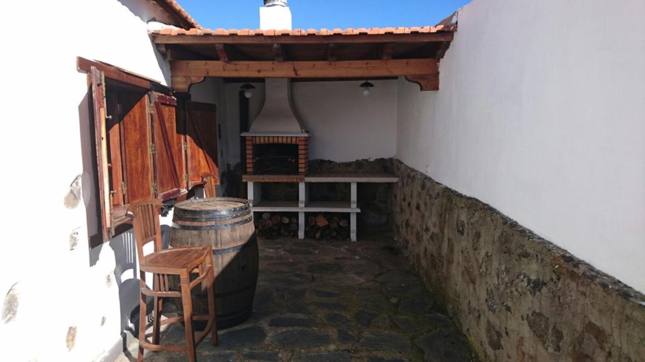 El Pajar De Ines Guest House ลาโอโรตาวา ภายนอก รูปภาพ